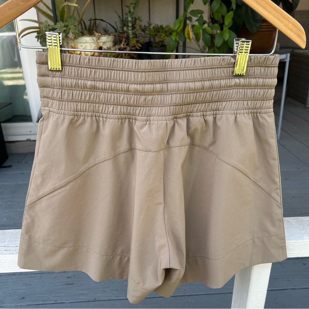 Athleta Camden short size 0 - Picture 4 of 5